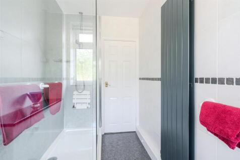 Bathroom-2.jpg