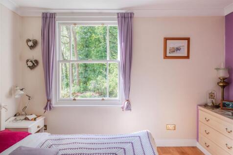 Bedroom2-4.jpg