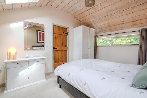 Bedroom2-4.jpg