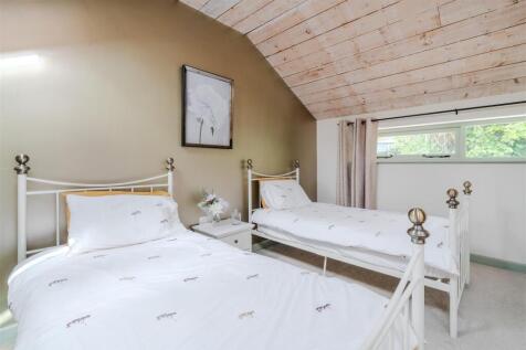 Bedroom1.jpg