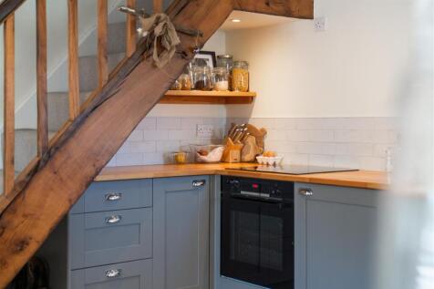 Kitchen-8.jpg