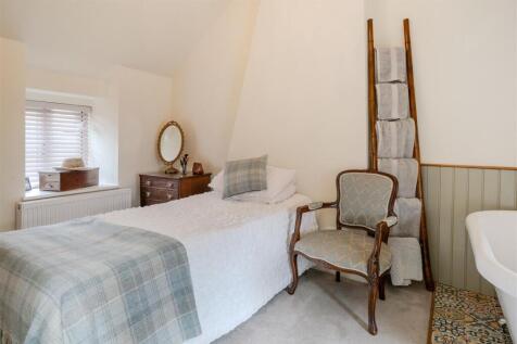 Bedroom2-4.jpg