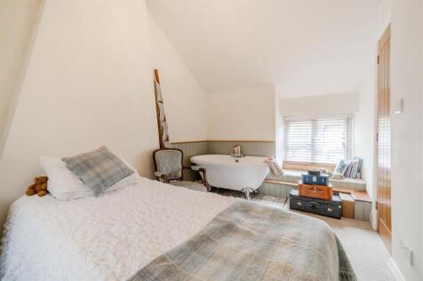 Bedroom2.jpg
