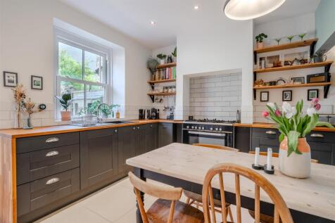 Kitchen-2.jpg