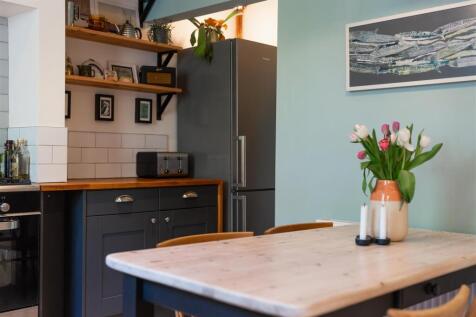 Kitchen-8.jpg