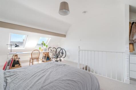 Bedroom1-3.jpg