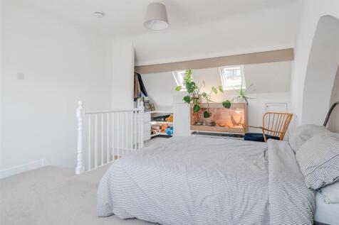 Bedroom1-4.jpg