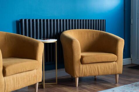Living Room-5.jpg