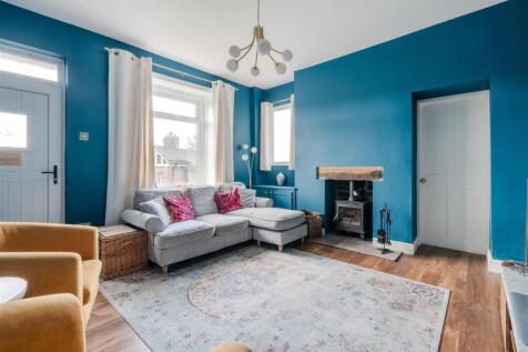 Living Room.jpg