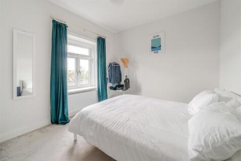 Bedroom2.jpg