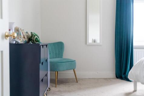 Bedroom2-5.jpg