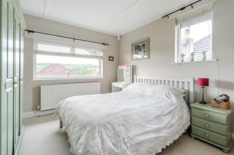 Bedroom1.jpg