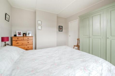 Bedroom1-4.jpg