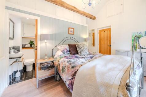 Bedroom2-3.jpg
