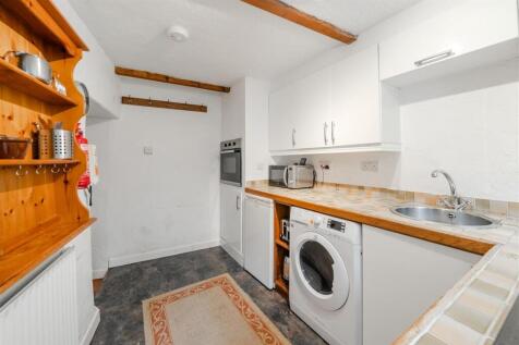 Kitchen-3.jpg