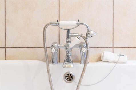Bathroom-2.jpg