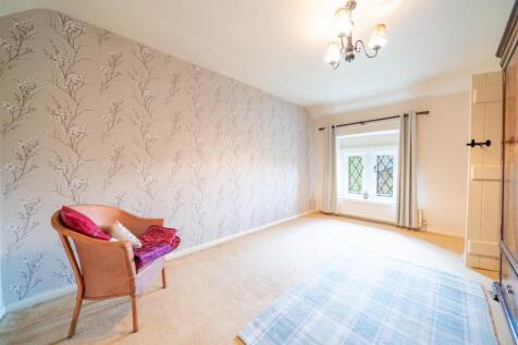 Bedroom 2-2.jpg