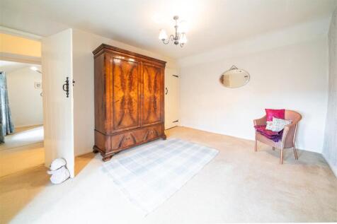 Bedroom 2.jpg