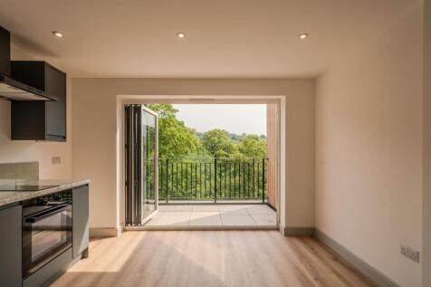 Apartment 6-103.jpg
