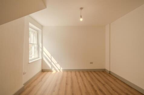 Apartment 6-120.jpg