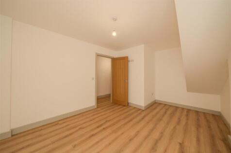 Apartment 6-121.jpg