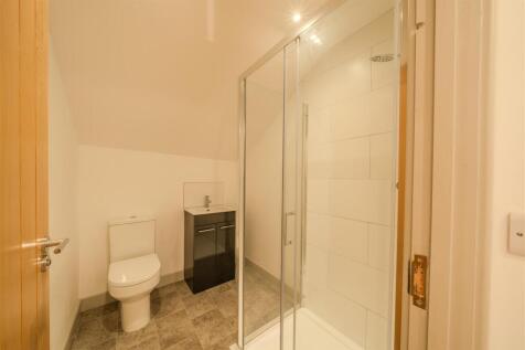 Apartment 6-127.jpg