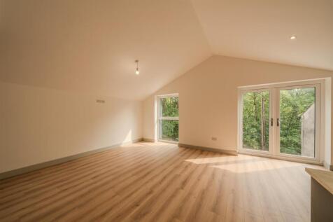 Apartment 3-107.jpg