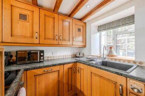 Kitchen-4.jpg