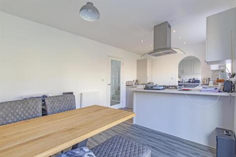 Kitchen-4.jpg