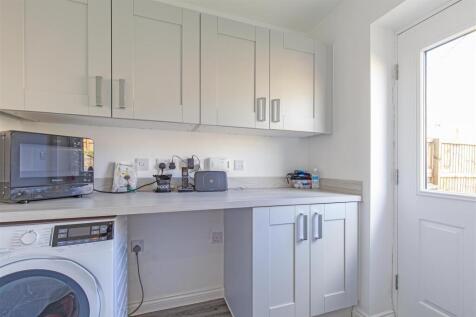 Utility Room-1.jpg