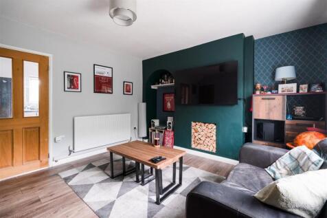 Living Room.jpg