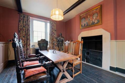 Dining Room.jpg
