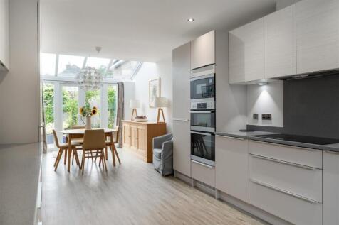Open Plan Living - Dining Room-6.jpg