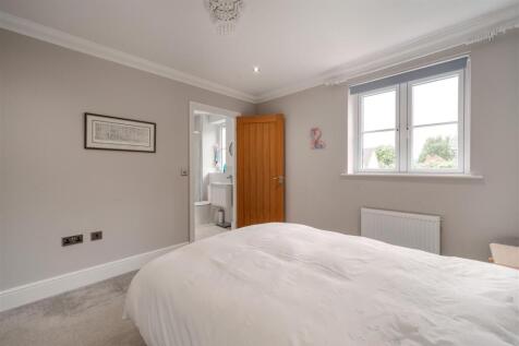 Bedroom3-2.jpg