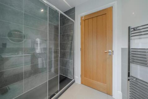 Bathroom-2.jpg