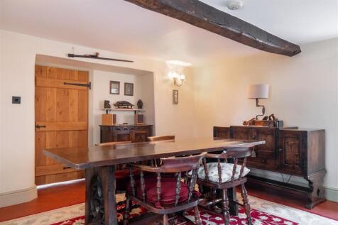 Dining Room.jpg
