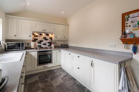 Kitchen-3.jpg