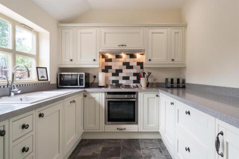 Kitchen-2.jpg