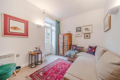 Bedroom2-5.jpg