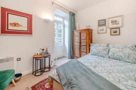 Bedroom2.jpg