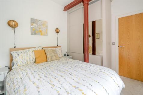 Bedroom1-2.jpg