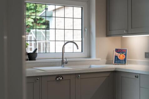 Kitchen-4.jpg