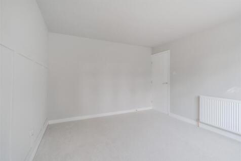 Bedroom2-3.jpg