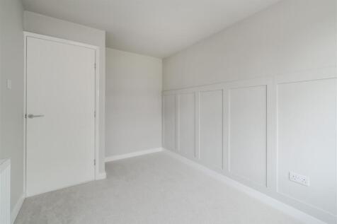Bedroom1-3.jpg