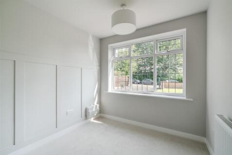 Bedroom1.jpg