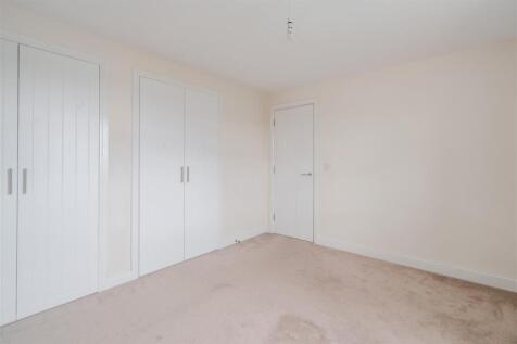 Bedroom5-3.jpg