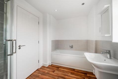 Bathroom2-2.jpg