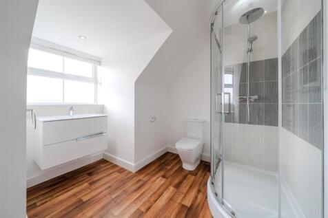 Bathroom1.jpg