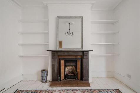 Living Room-3.jpg