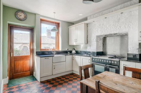 Kitchen.jpg